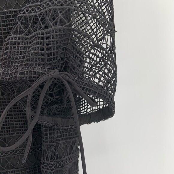 Tularosa Crochet Lace‎ Blouse Womens S Revolve Black Button Dainty Coquette NWOT - Picture 6 of 9